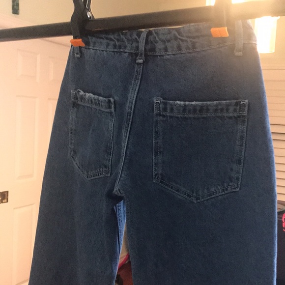 Pretty Little Thing Medium Blue Wide Leg Turn Up Hem Jeans - Picture 10 of 16